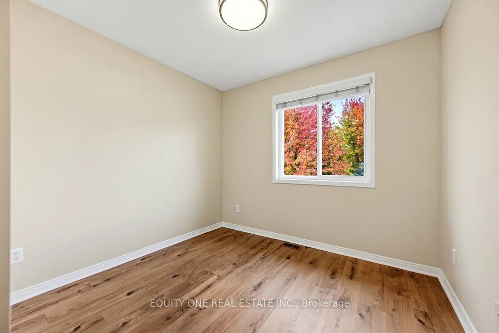 345 Applecross Crescent
