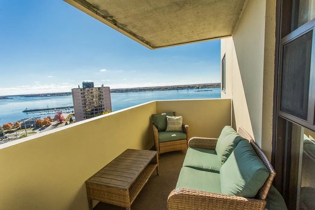 1139 Queen Street E #1107