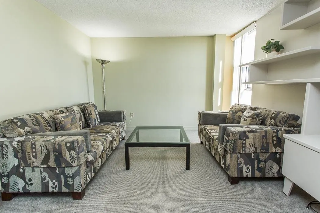 1139 Queen Street E #1107