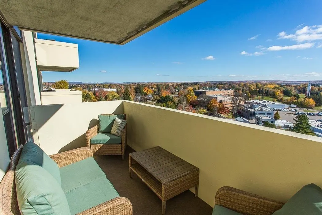 1139 Queen Street E #1107