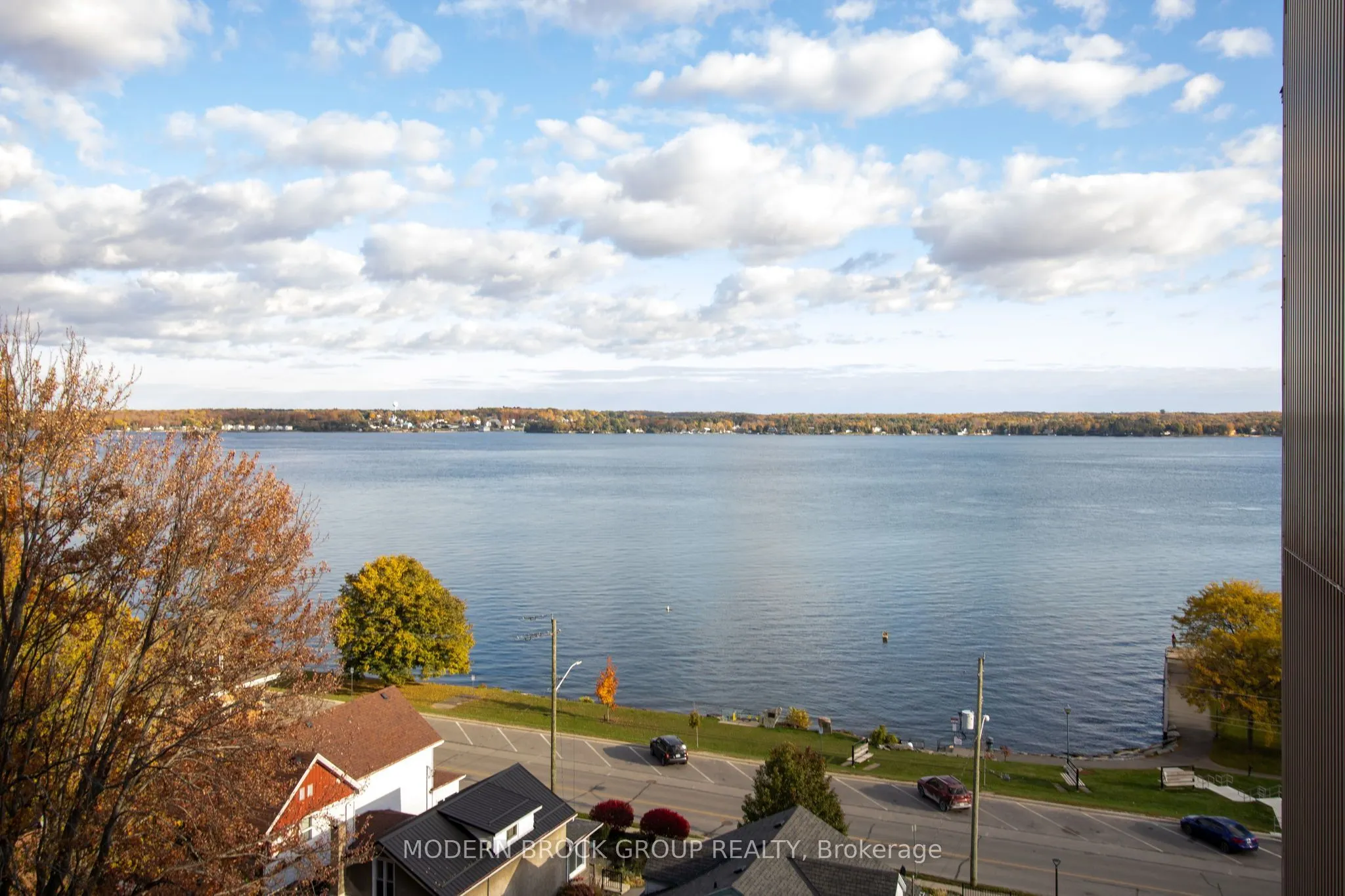 109 King Street E #902