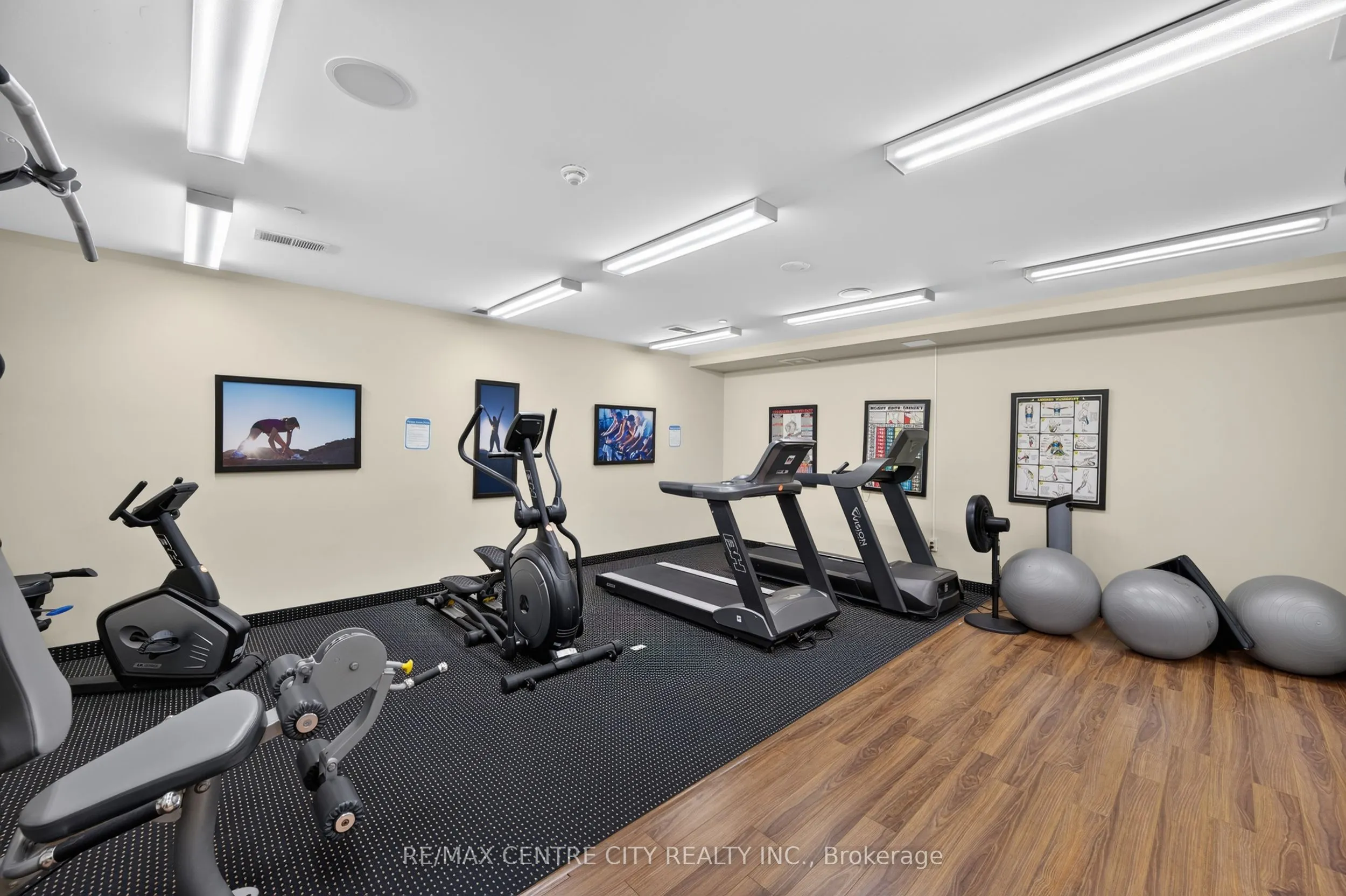 1030 CORONATION Drive #413