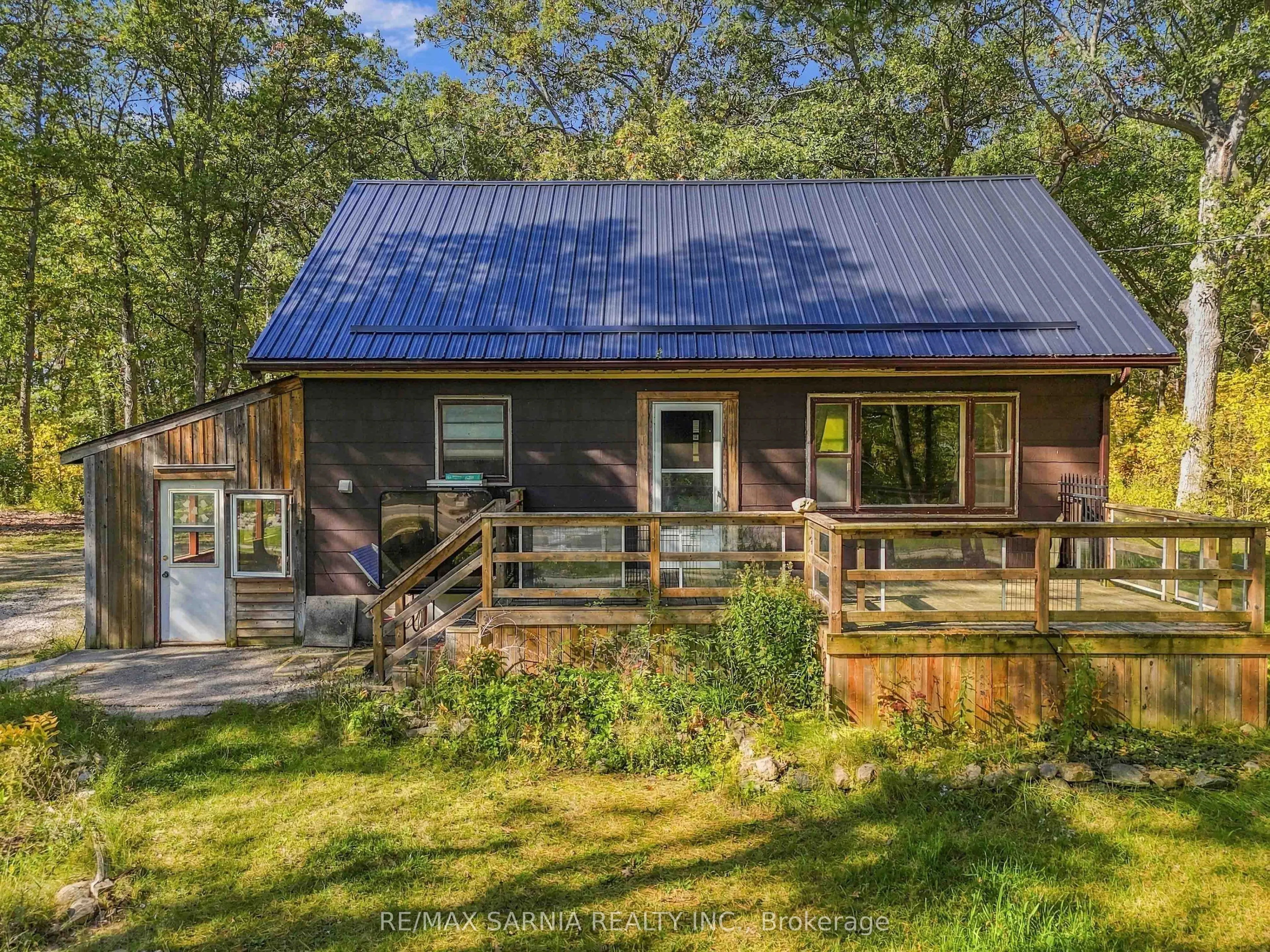 9722 LAKESHORE Road