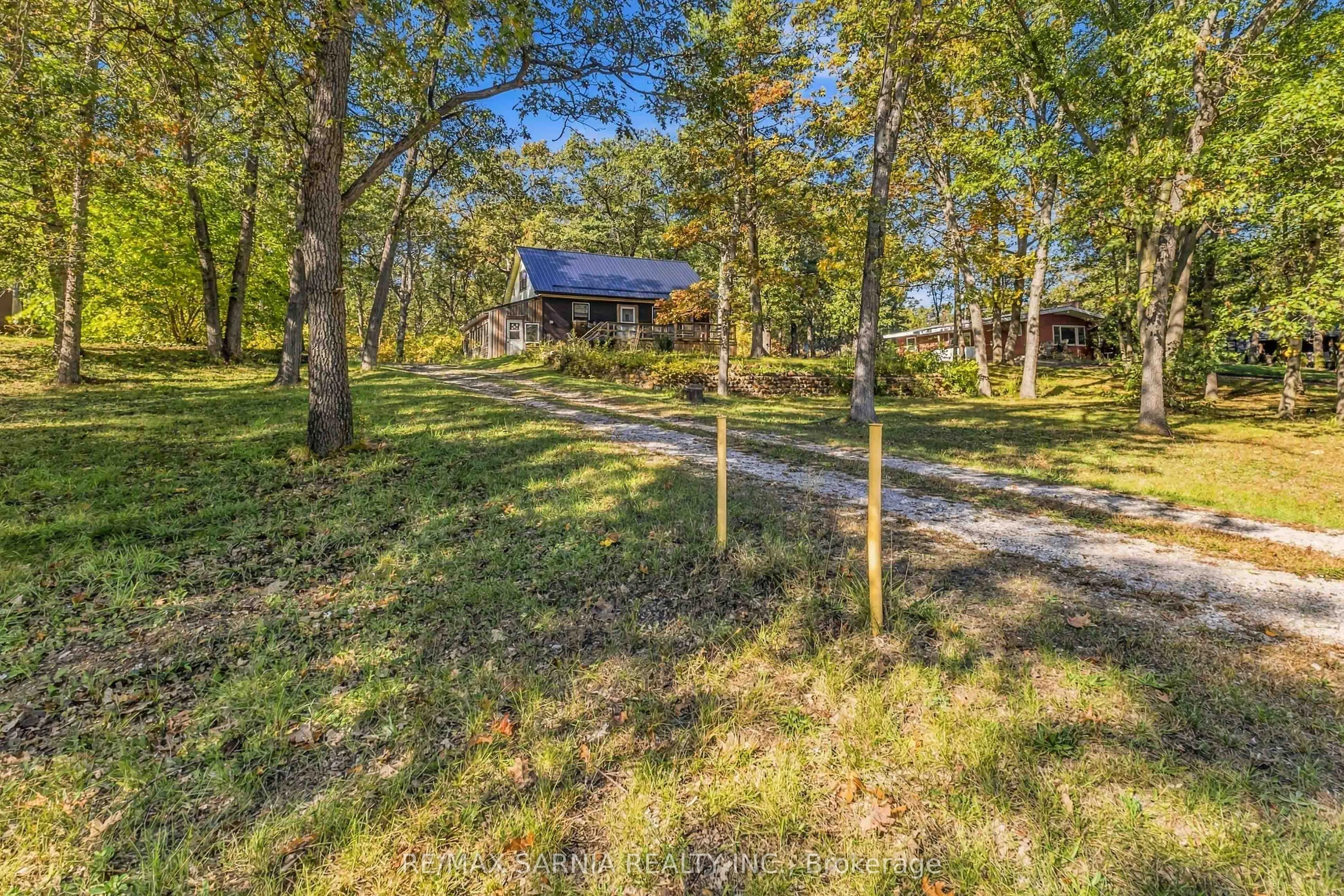 9722 LAKESHORE Road