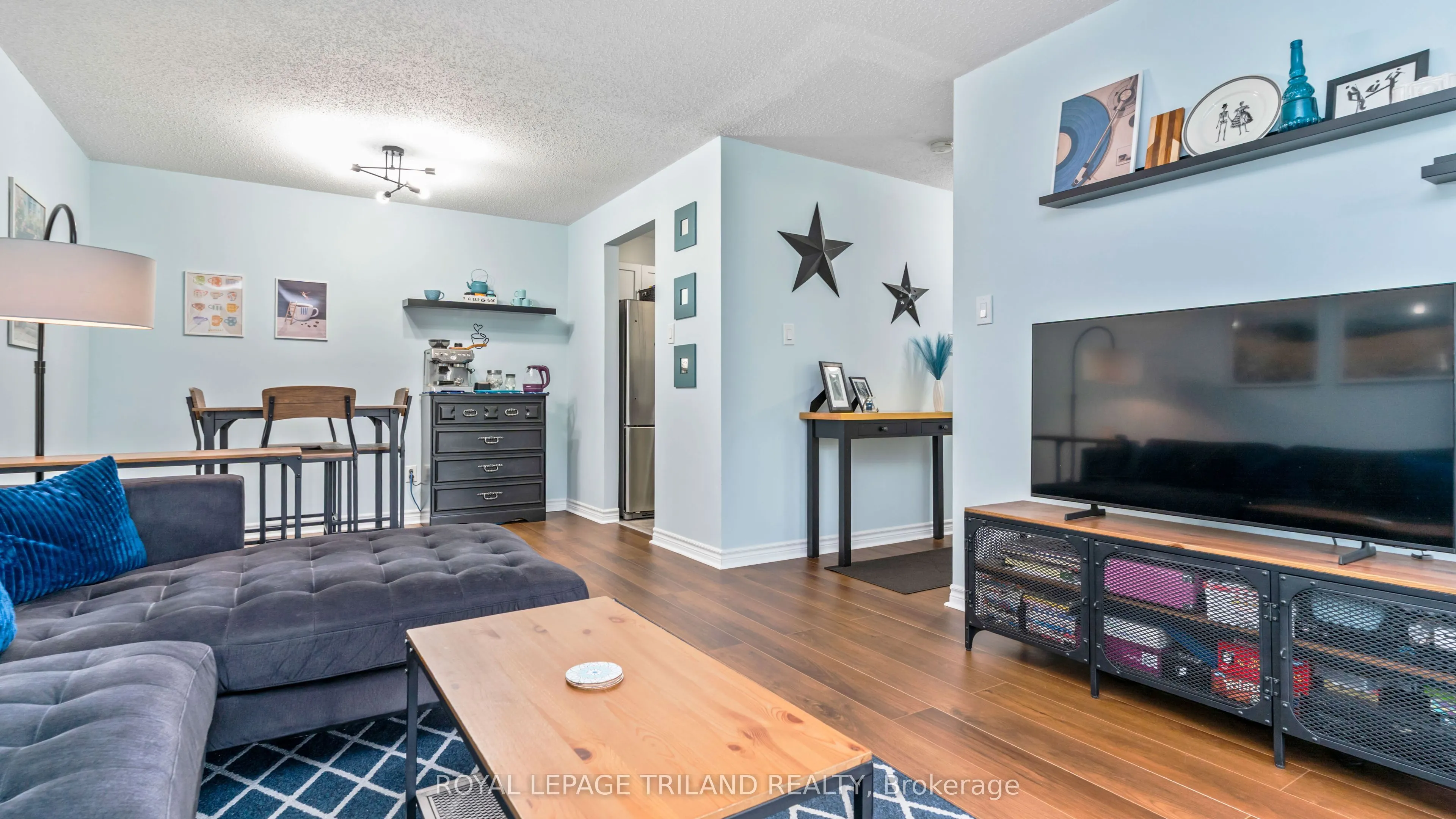 735 DEVERON Crescent #116