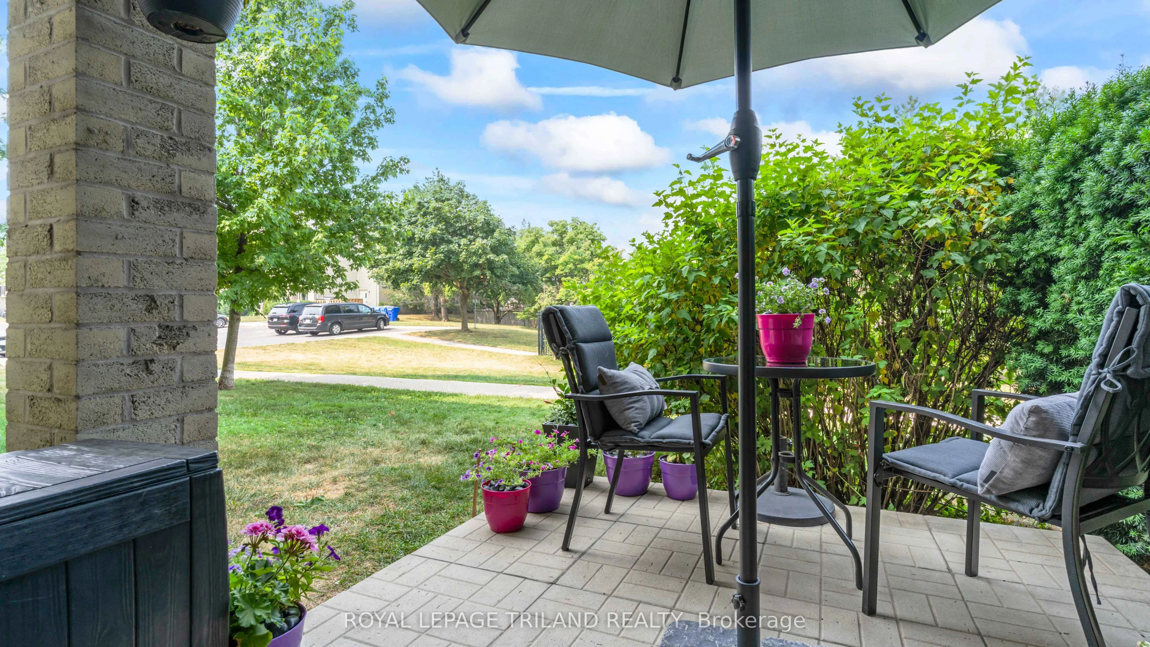 735 DEVERON Crescent #116