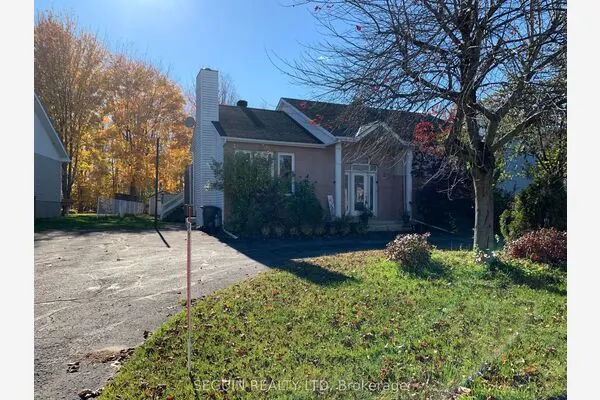 650 Berthiaume Street