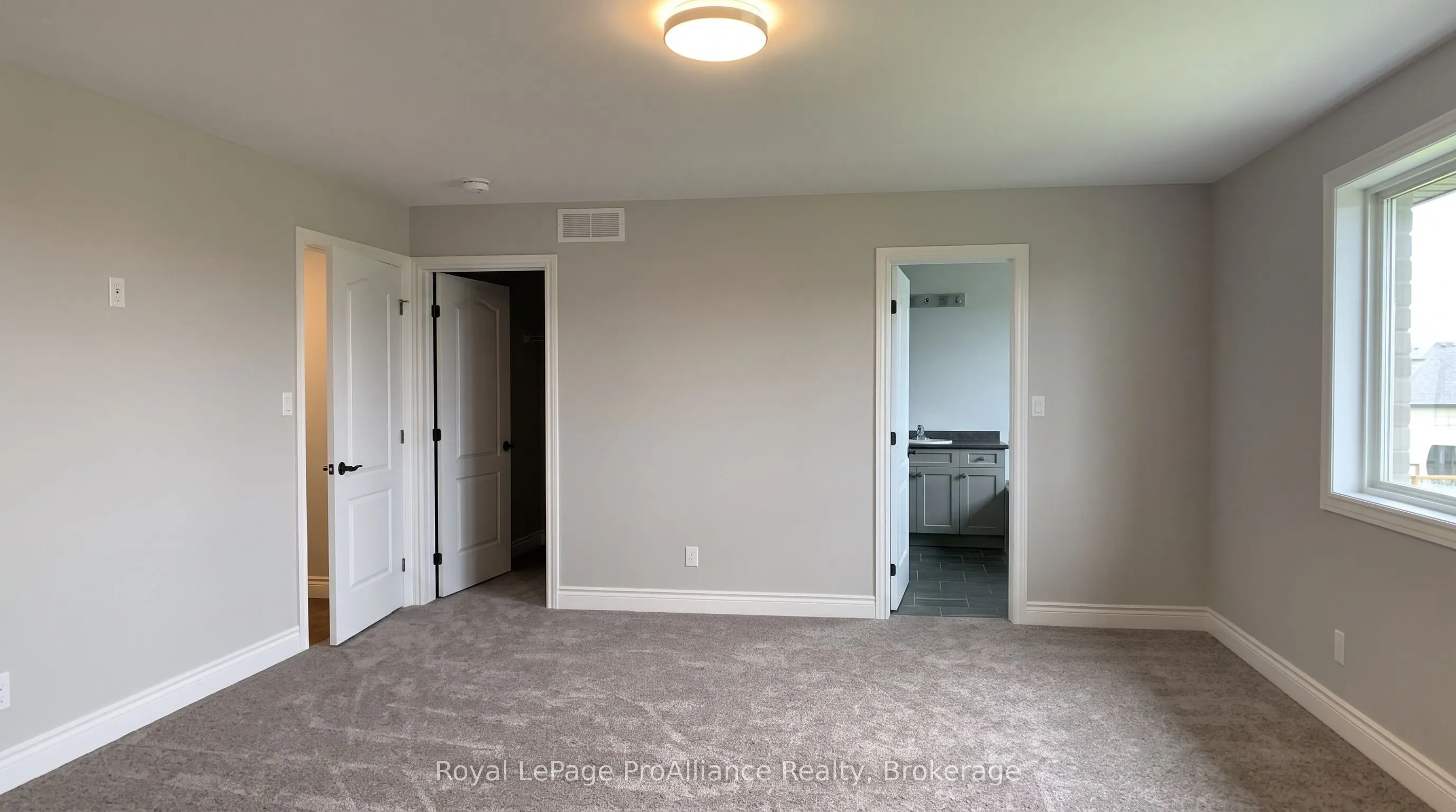 66 Farmington Crescent