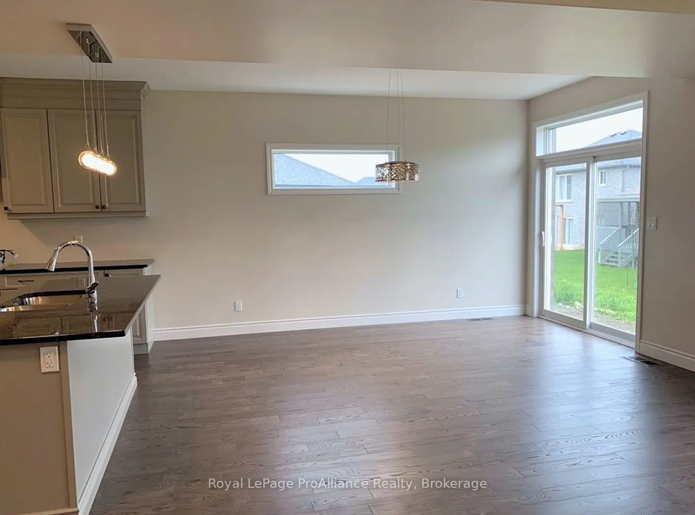 66 Farmington Crescent