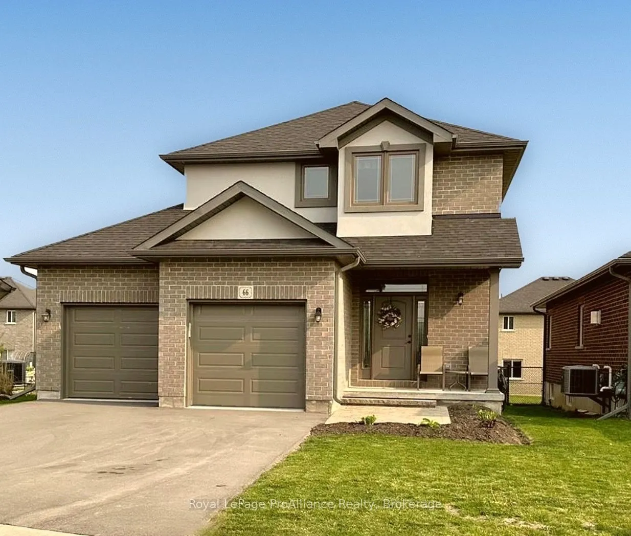 66 Farmington Crescent