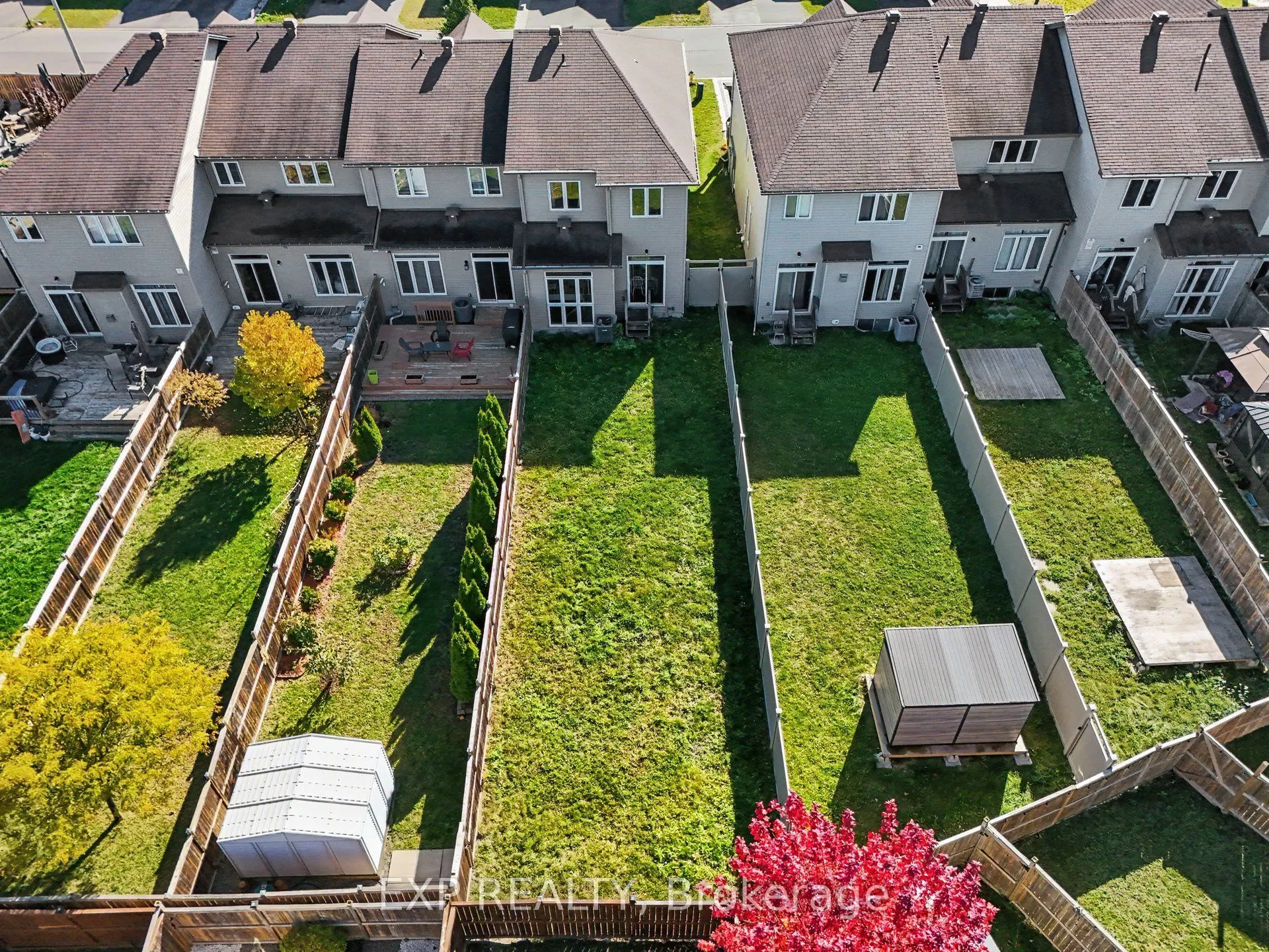 115 Hawkshaw Crescent