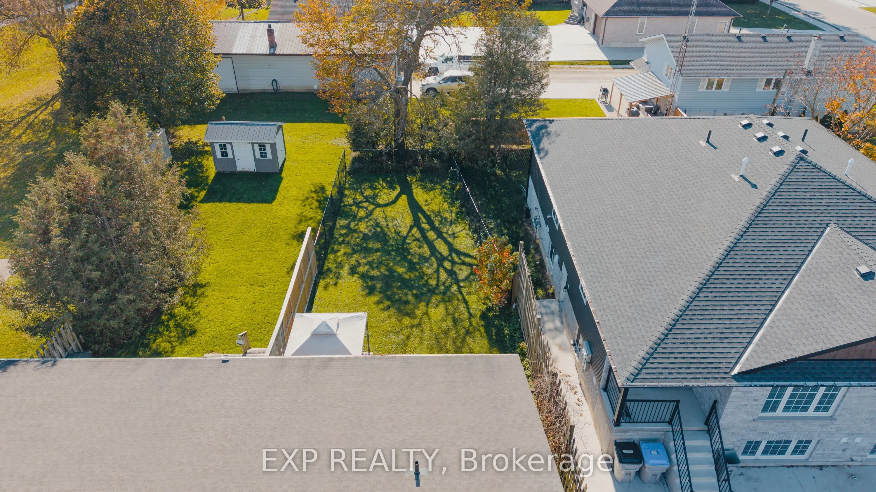 628 Elizabeth Street W