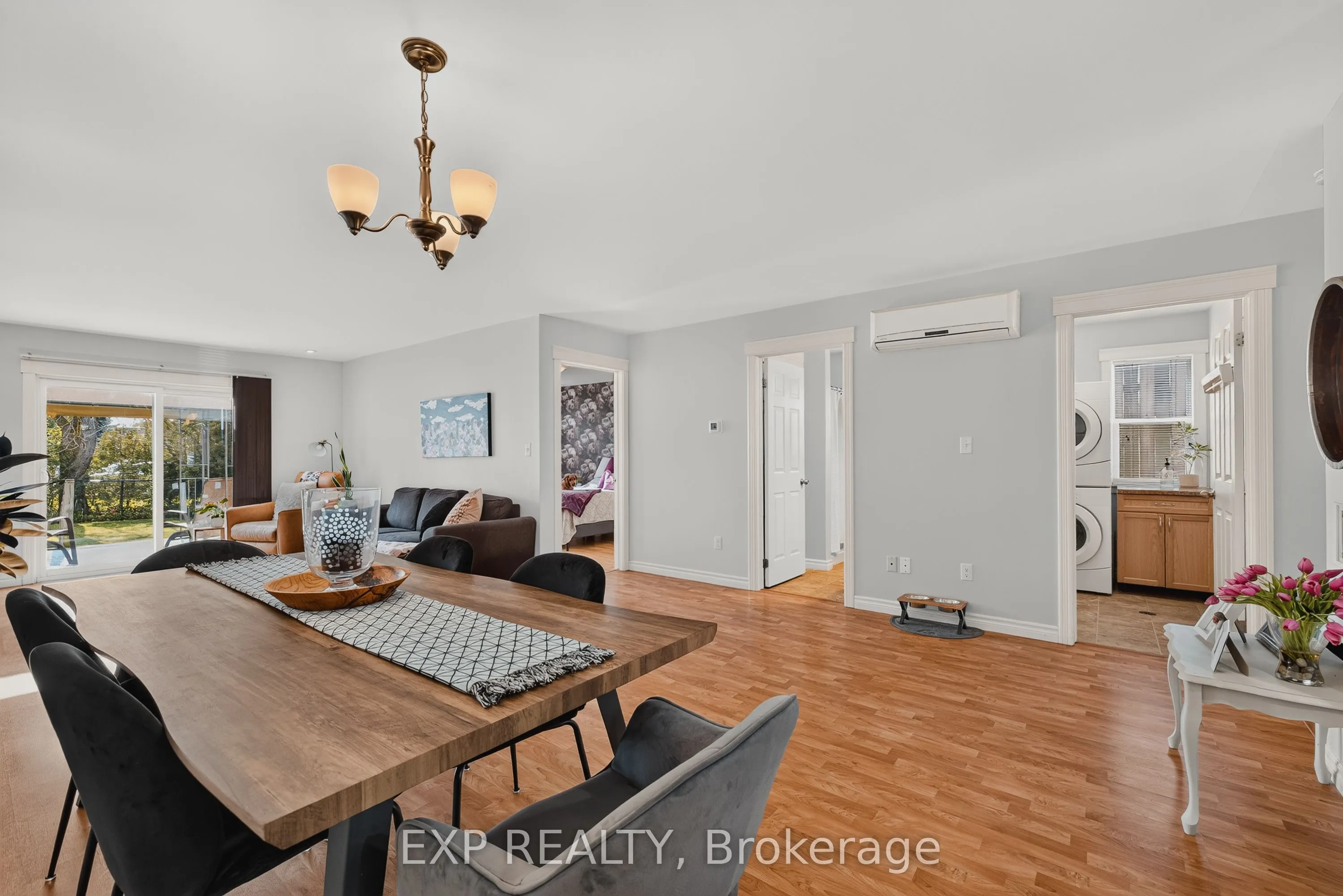 628 Elizabeth Street W
