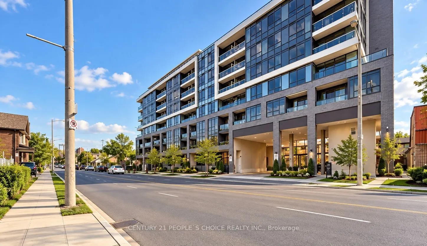 415 Main Street W #302