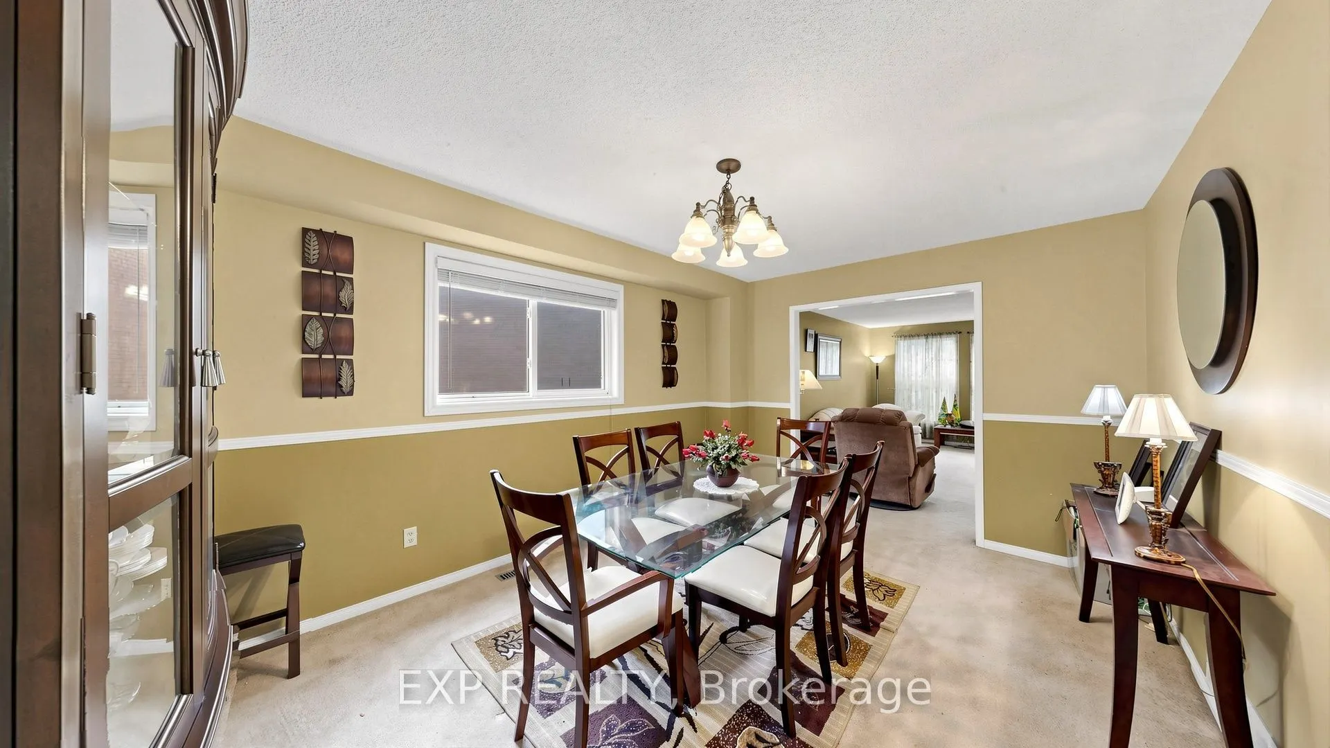 28 Hurlbut Place