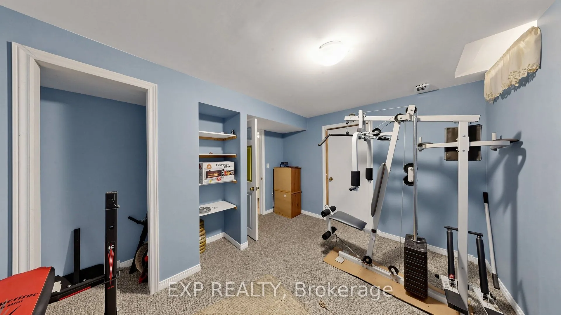 28 Hurlbut Place