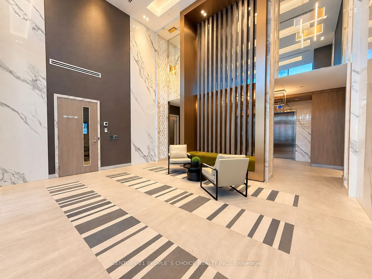 415 Main Street W #302
