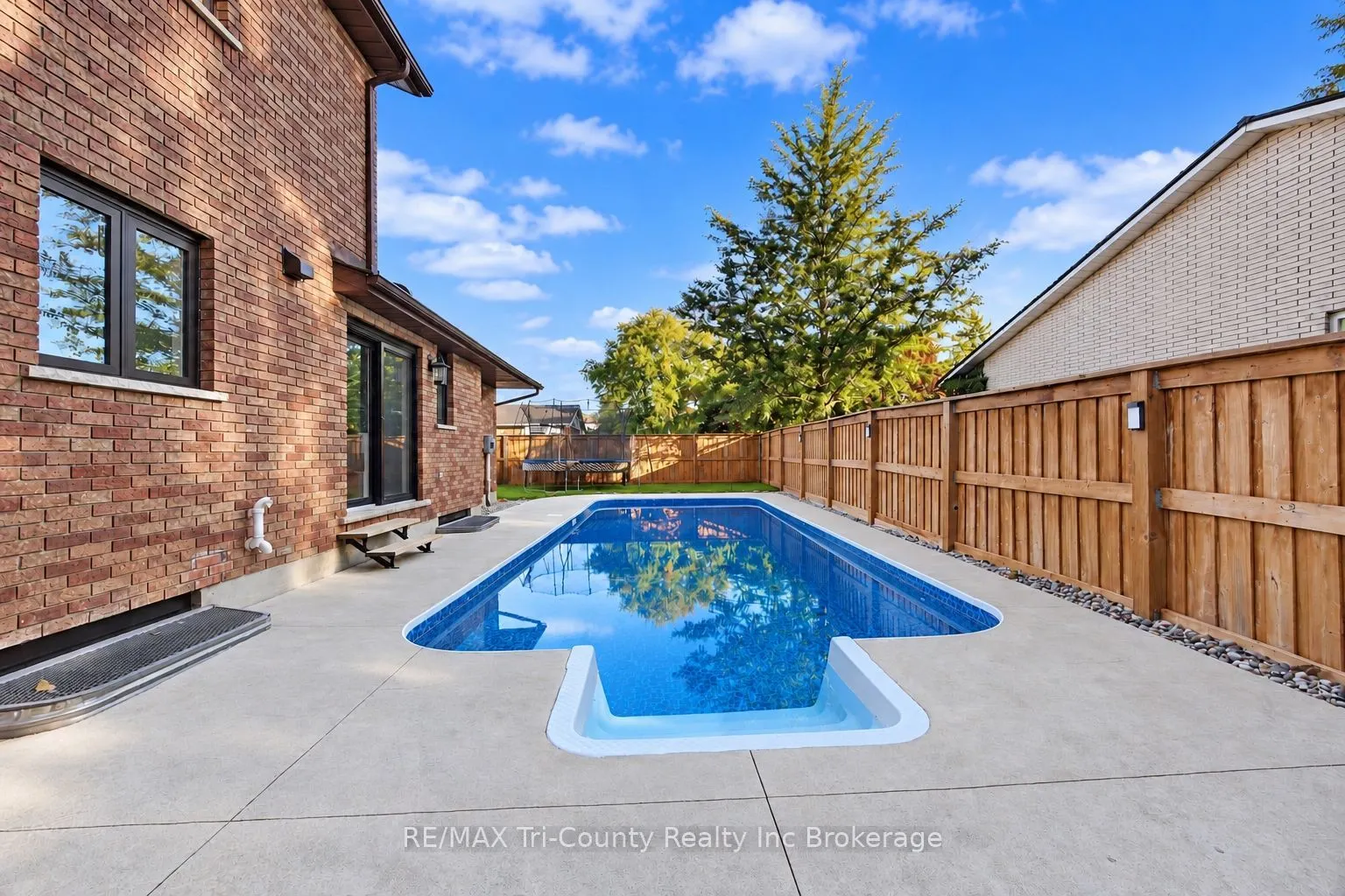 75 Parkwood Drive
