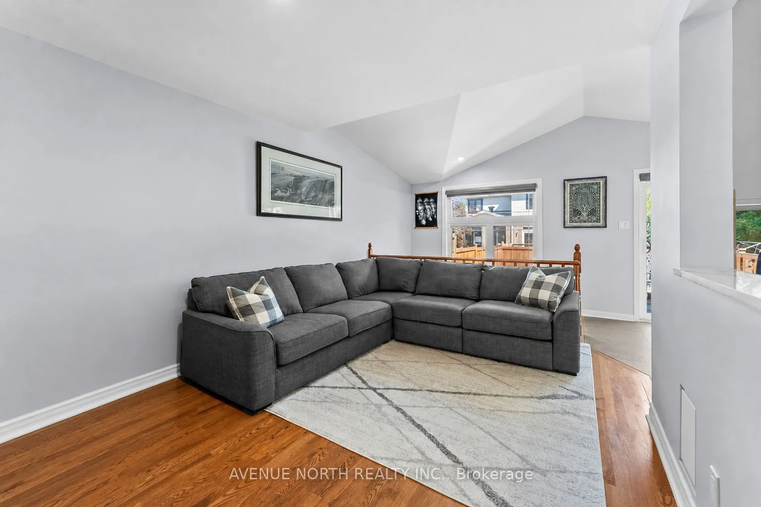 541 Wild Shore Crescent