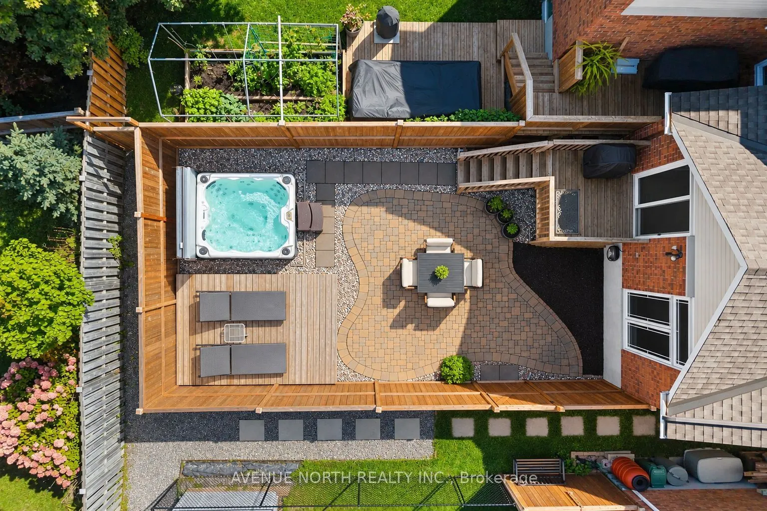 541 Wild Shore Crescent