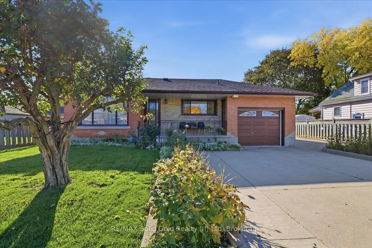 207 Elliott Street