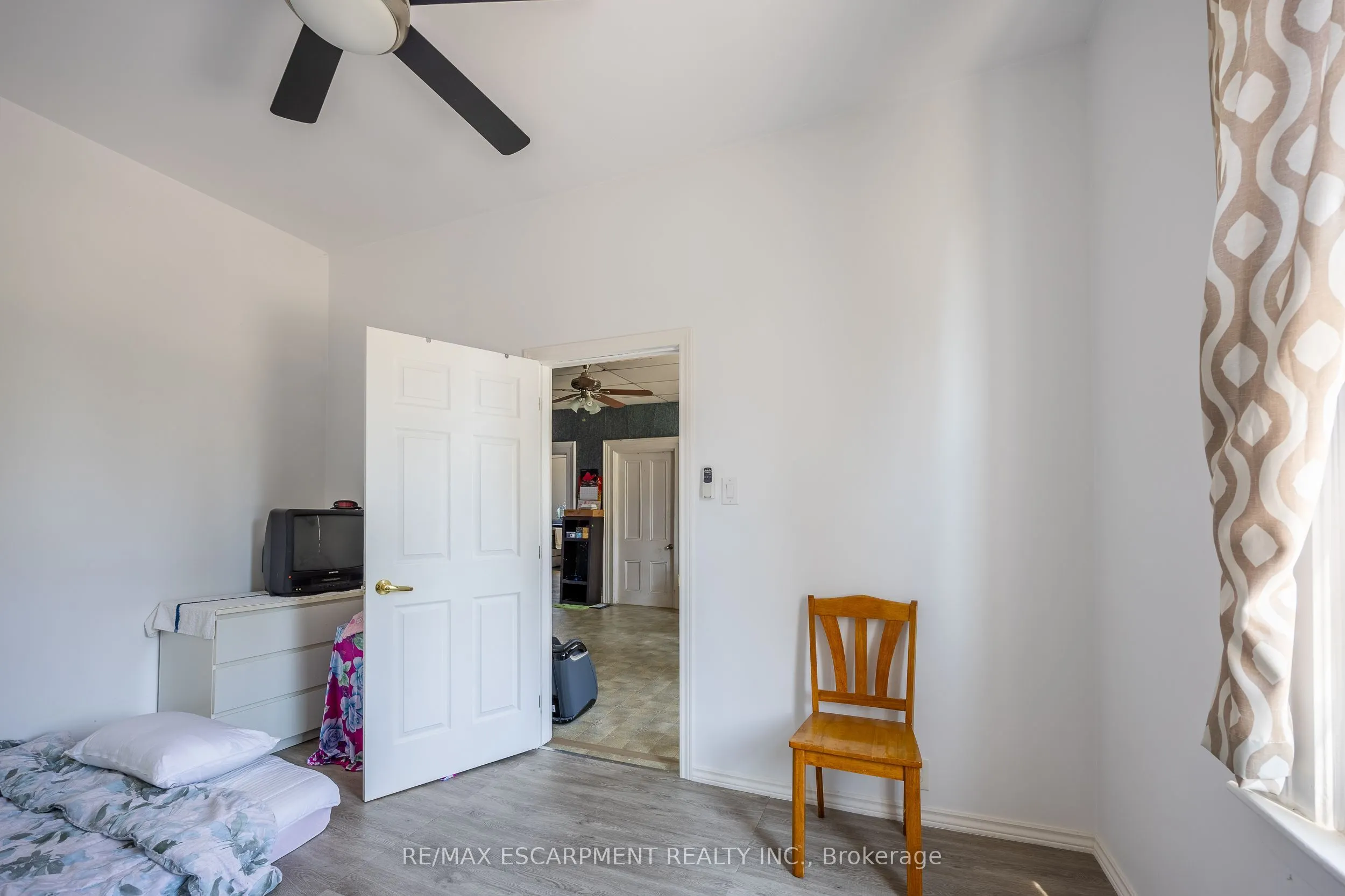 57 Main Street S