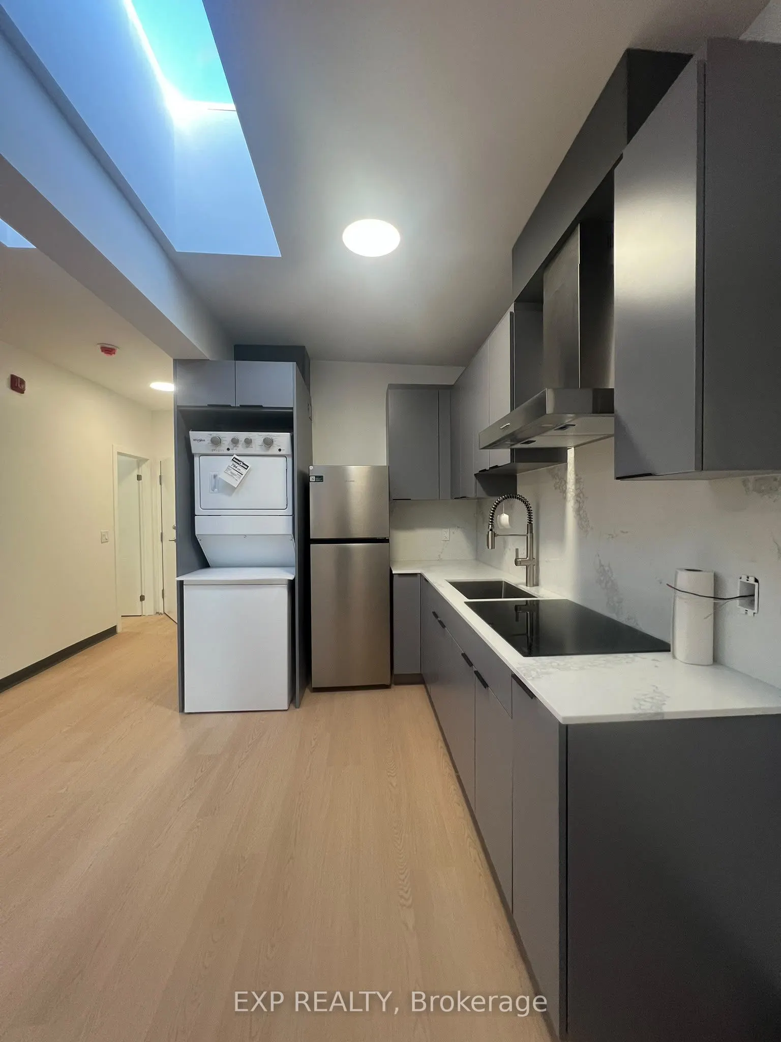268 Ottawa Street N #5