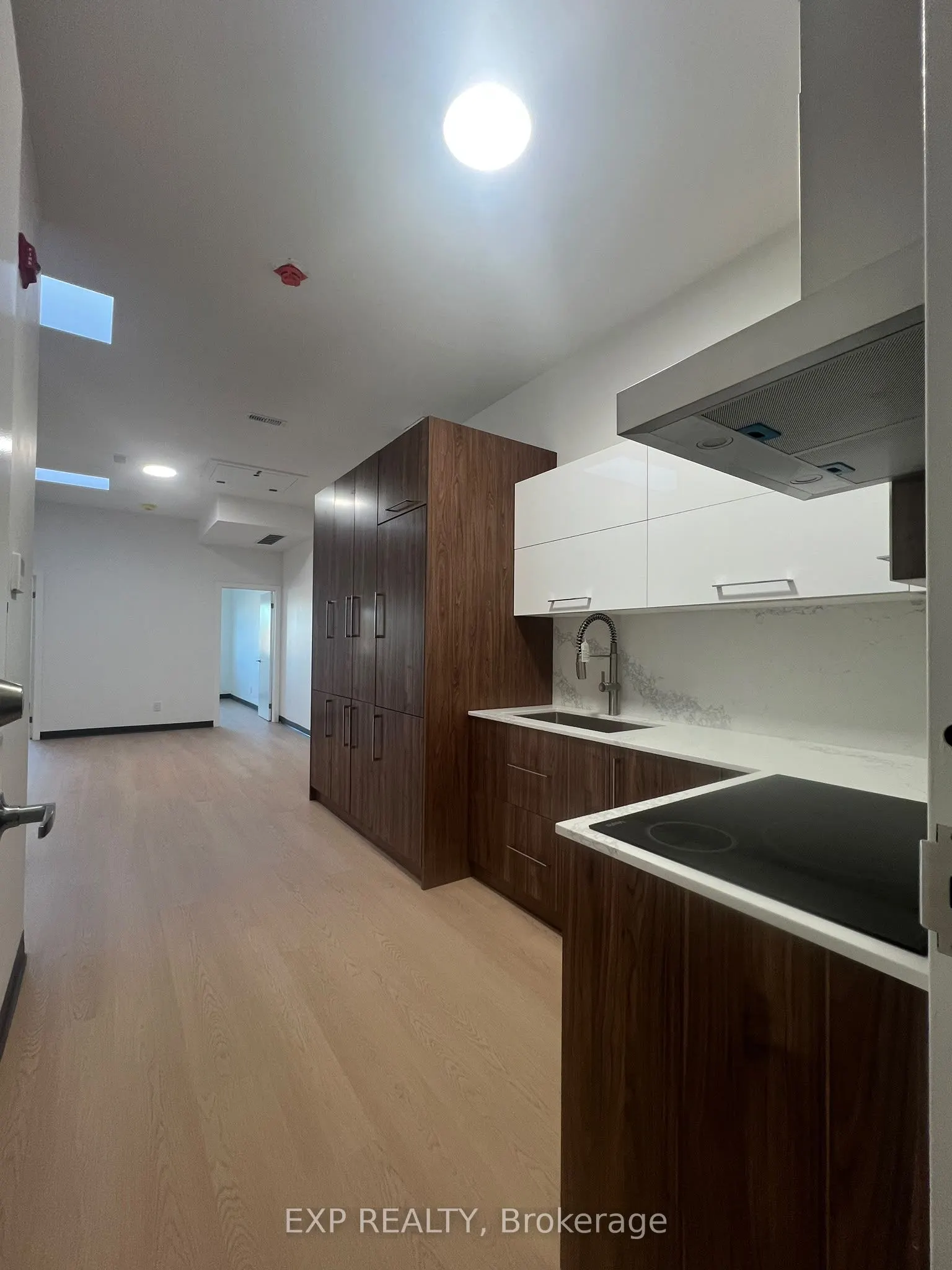 268 Ottawa Street N #2