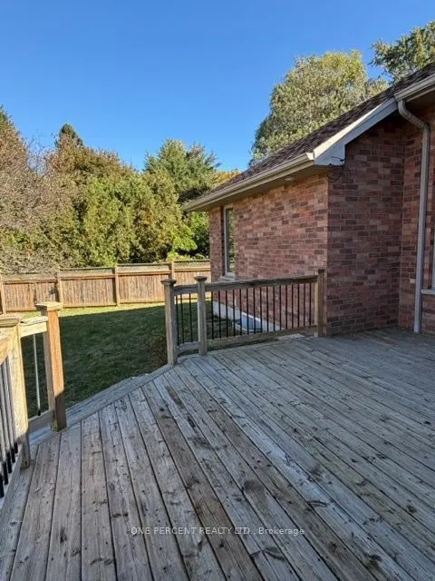 25 Falconridge Court