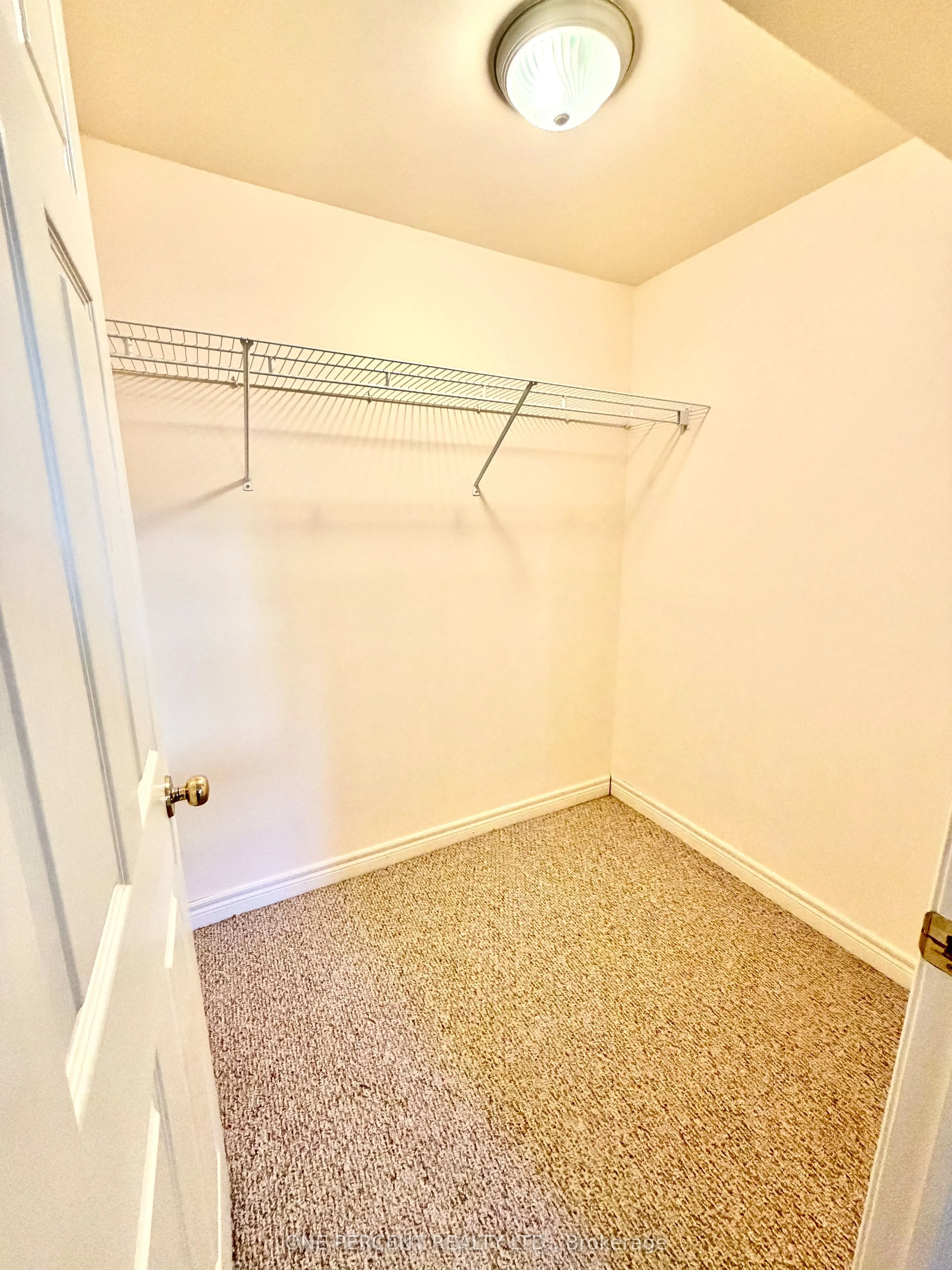 25 Falconridge Court