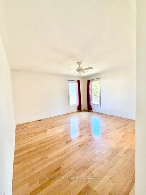 25 Falconridge Court