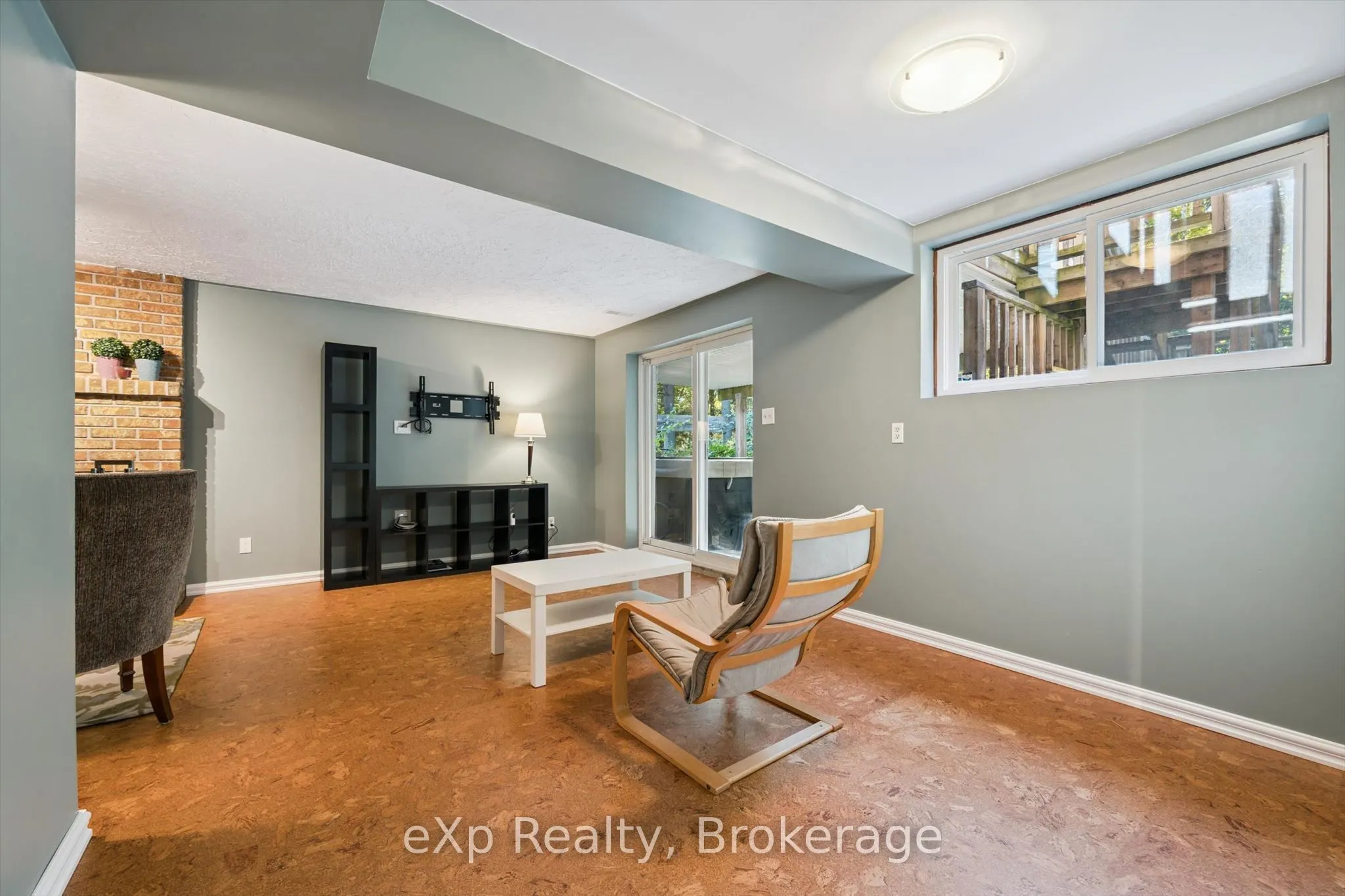 81 Sabrina Crescent