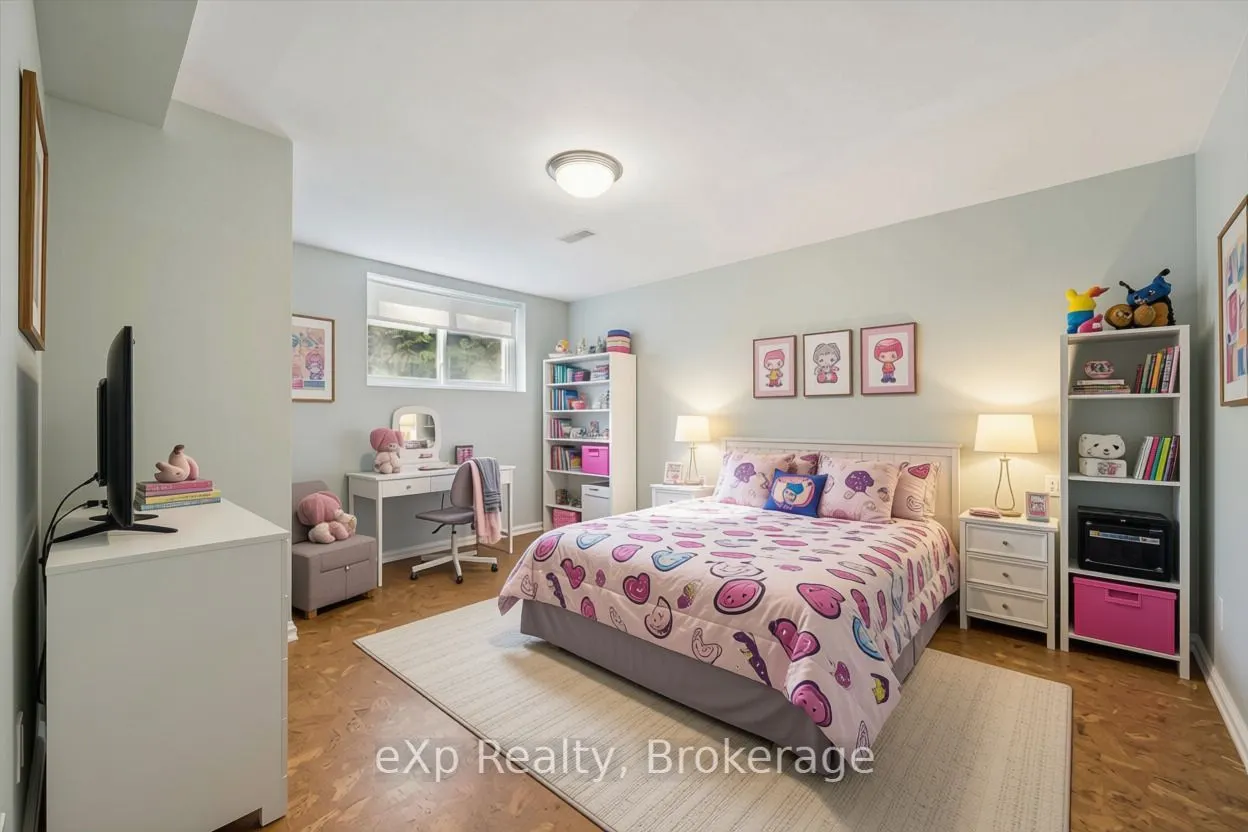 81 Sabrina Crescent
