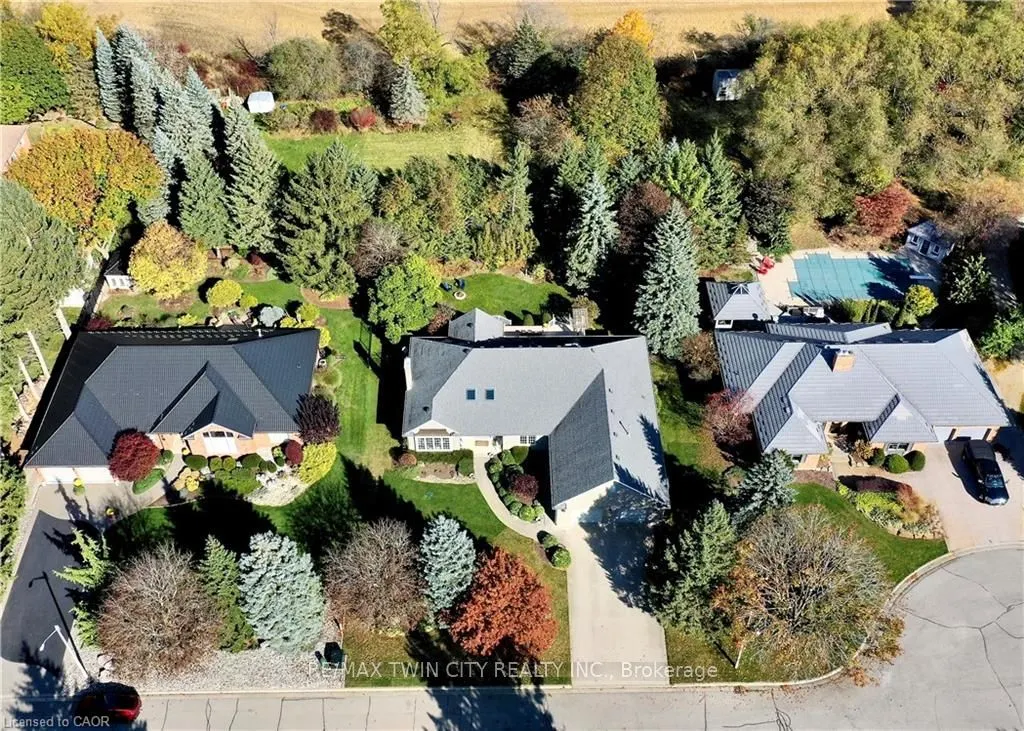 10 Meadow Heights Drive