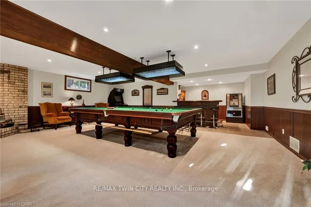 10 Meadow Heights Drive