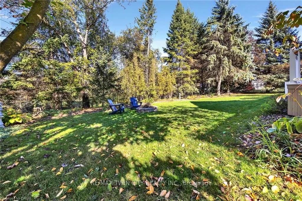 10 Meadow Heights Drive