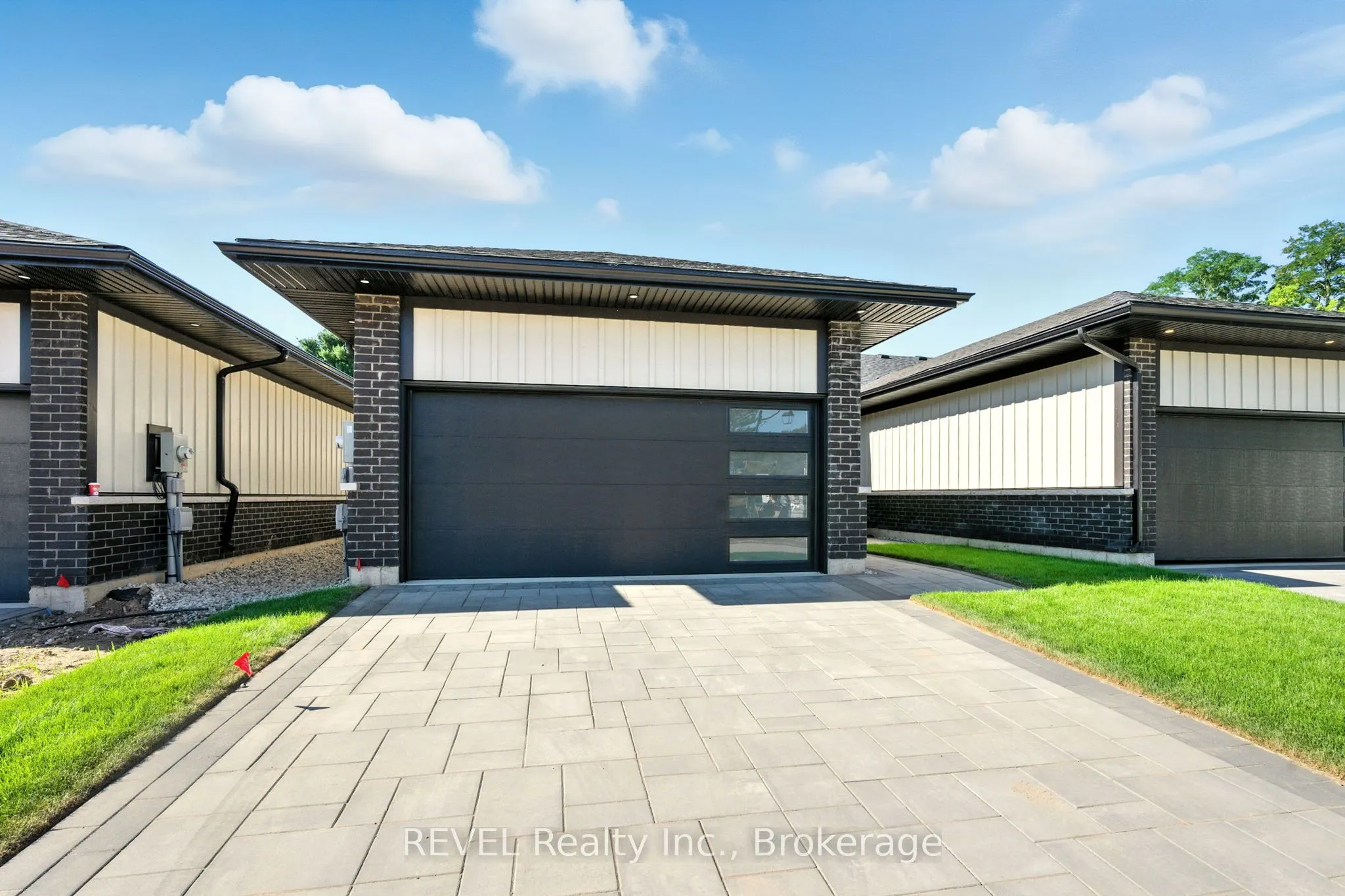 11 Accursi Crescent