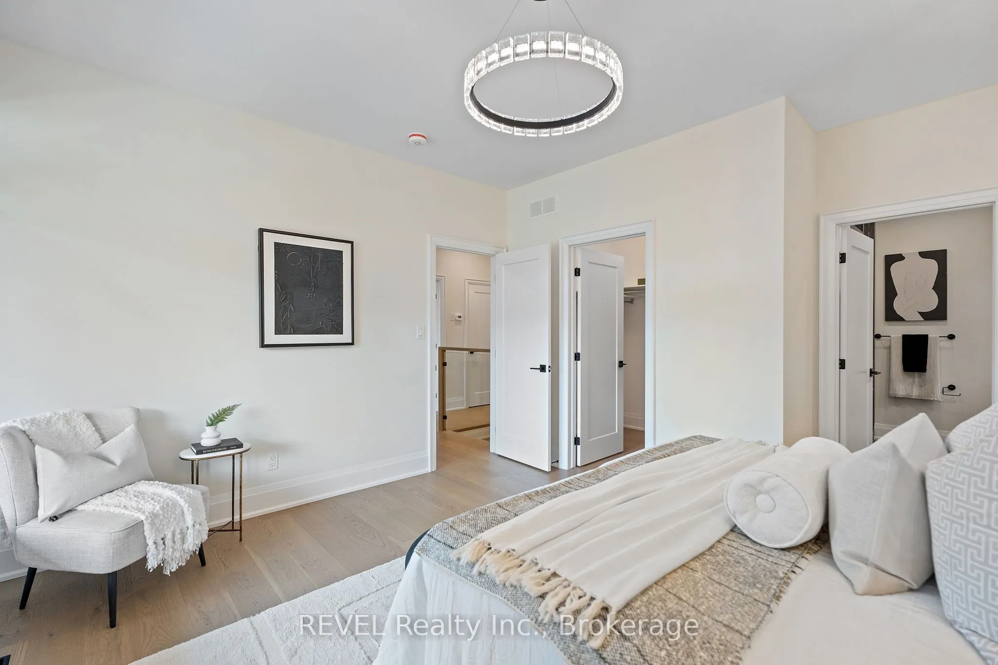 11 Accursi Crescent