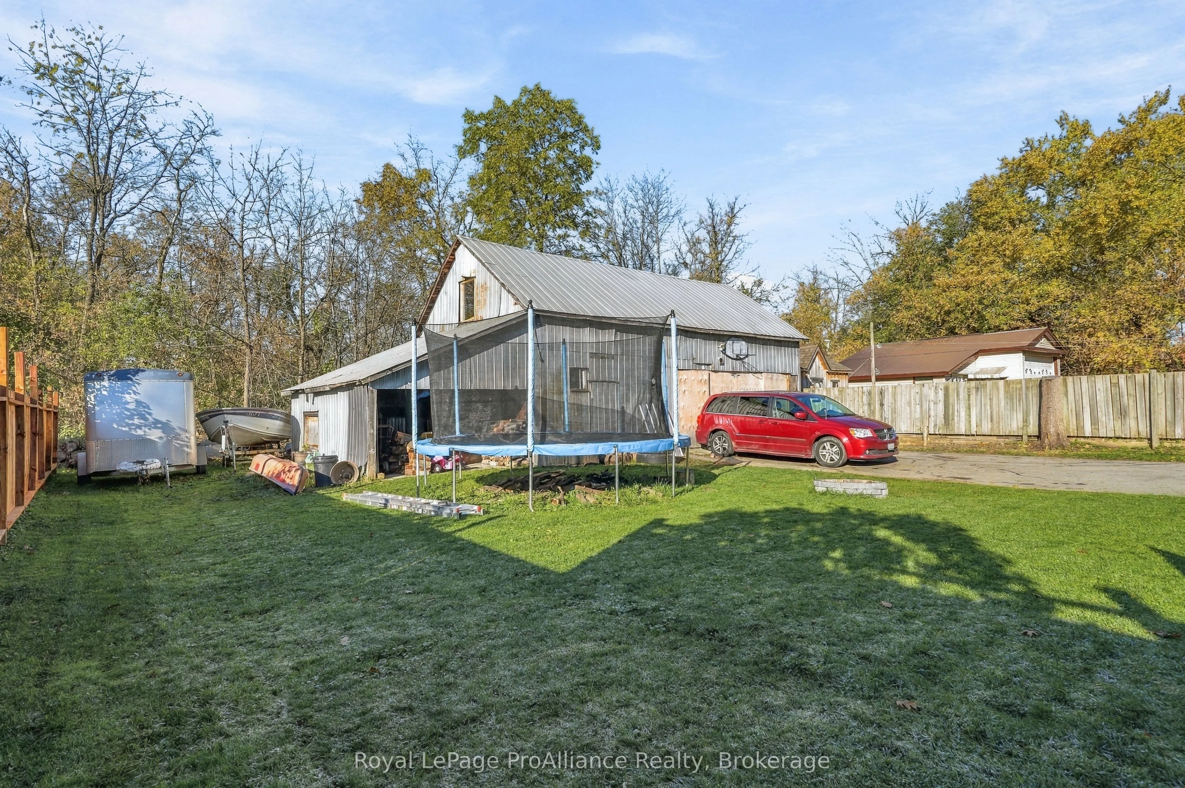 36 Emma Street