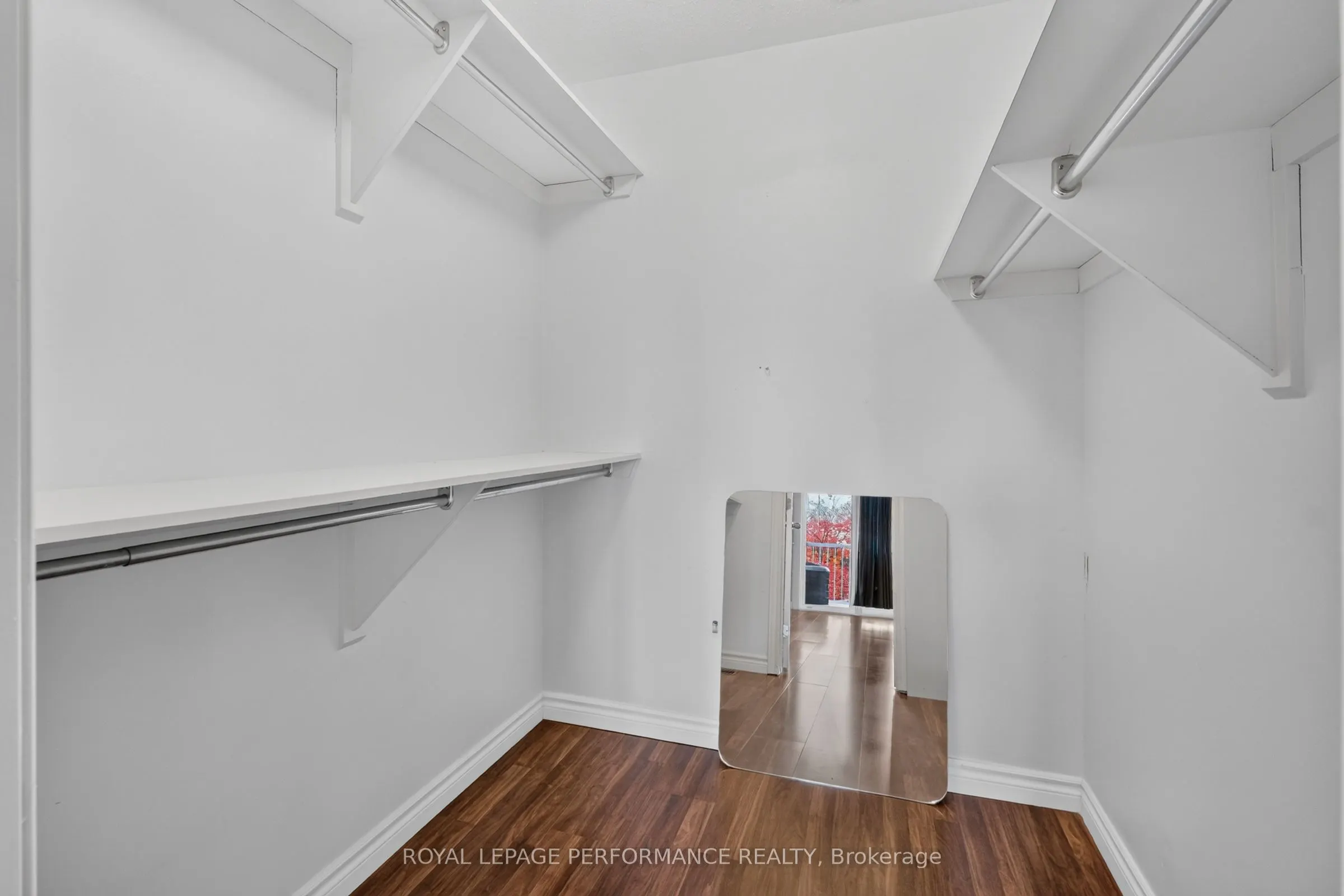 1602 Locksley Lane #10
