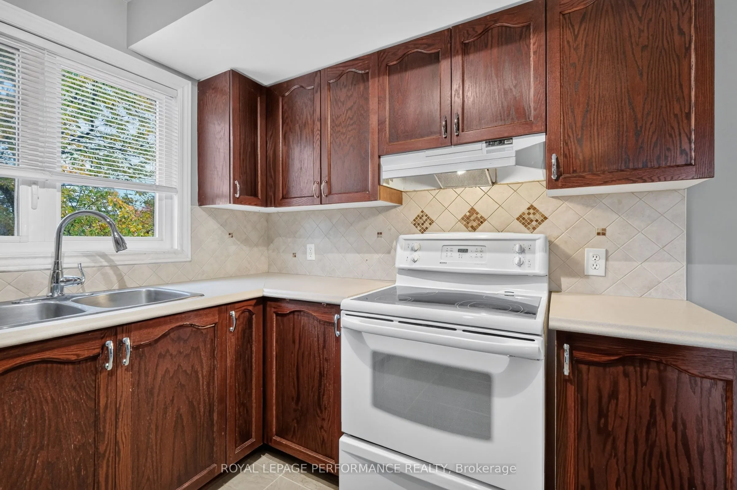 1602 Locksley Lane #10