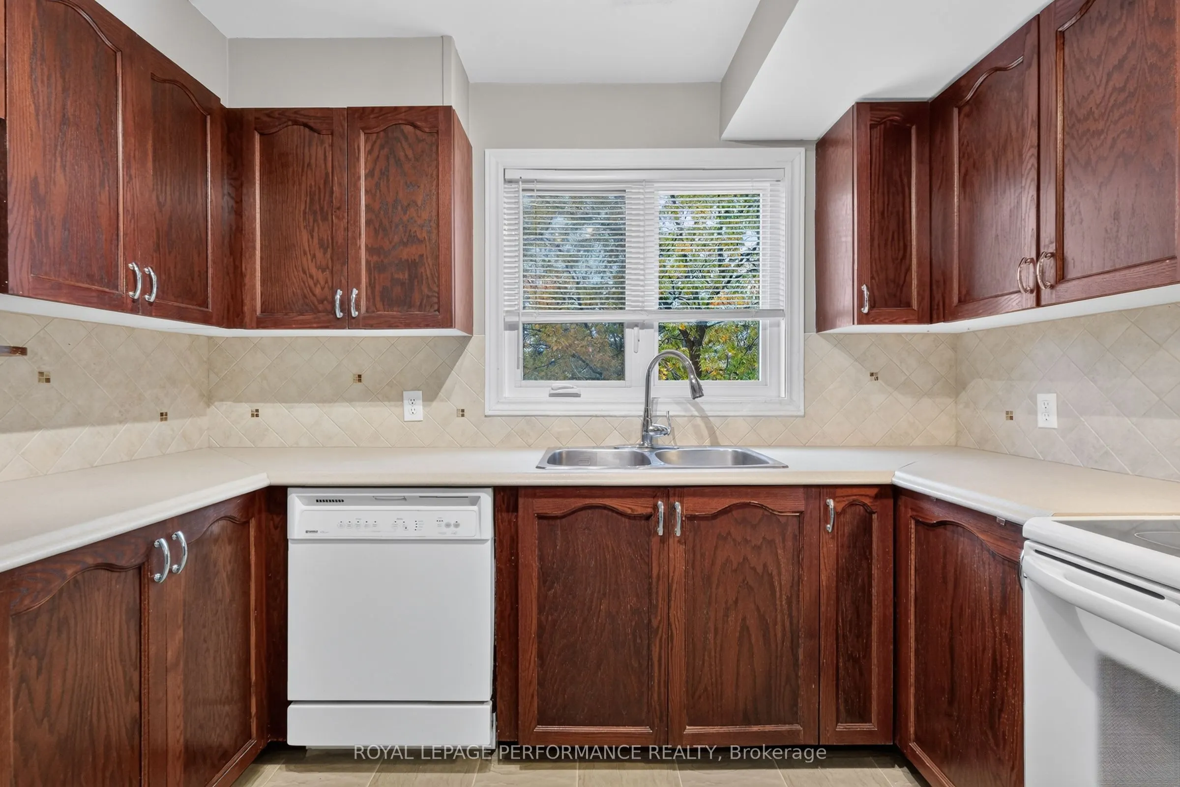 1602 Locksley Lane #10