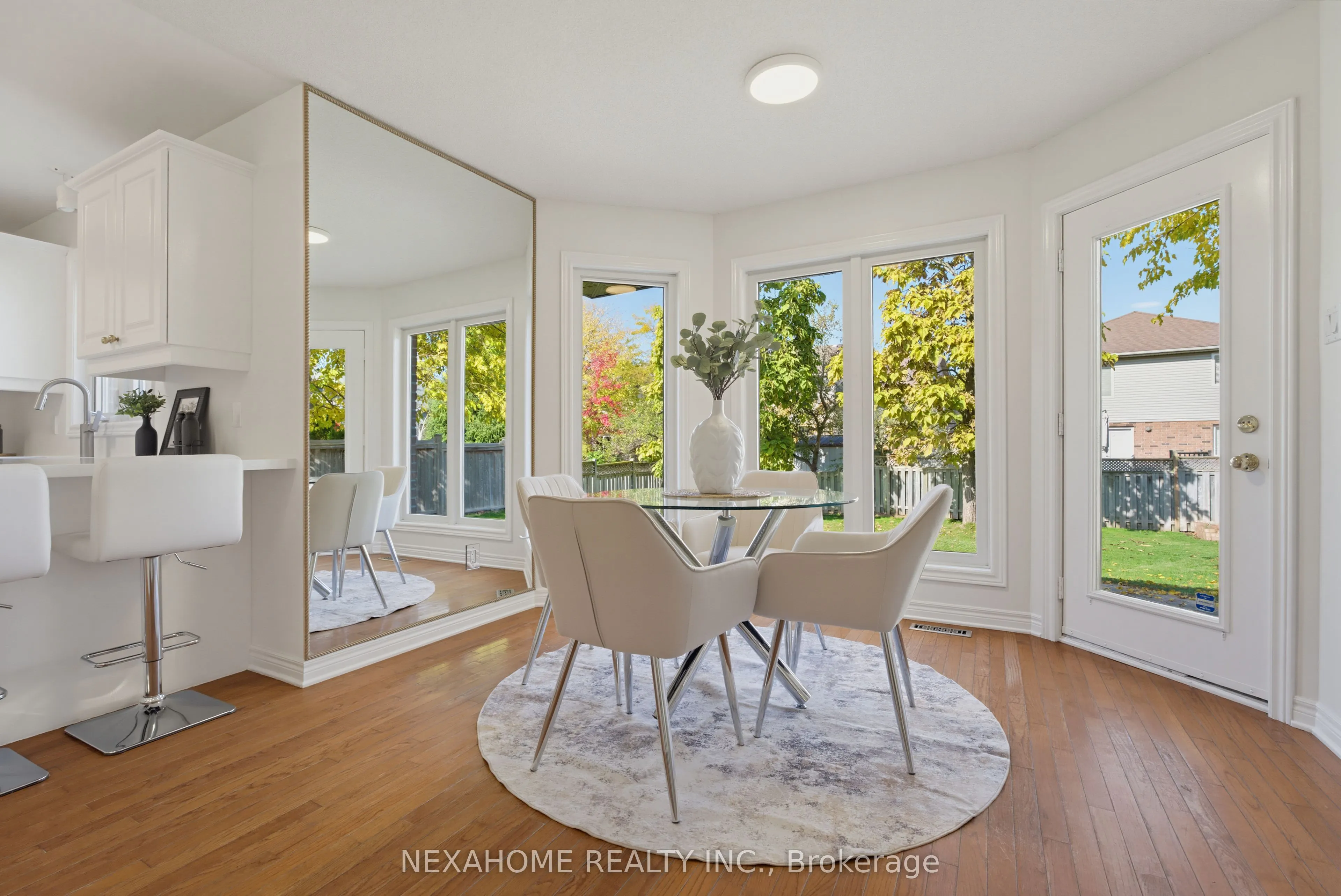 55 TOOHEY Lane