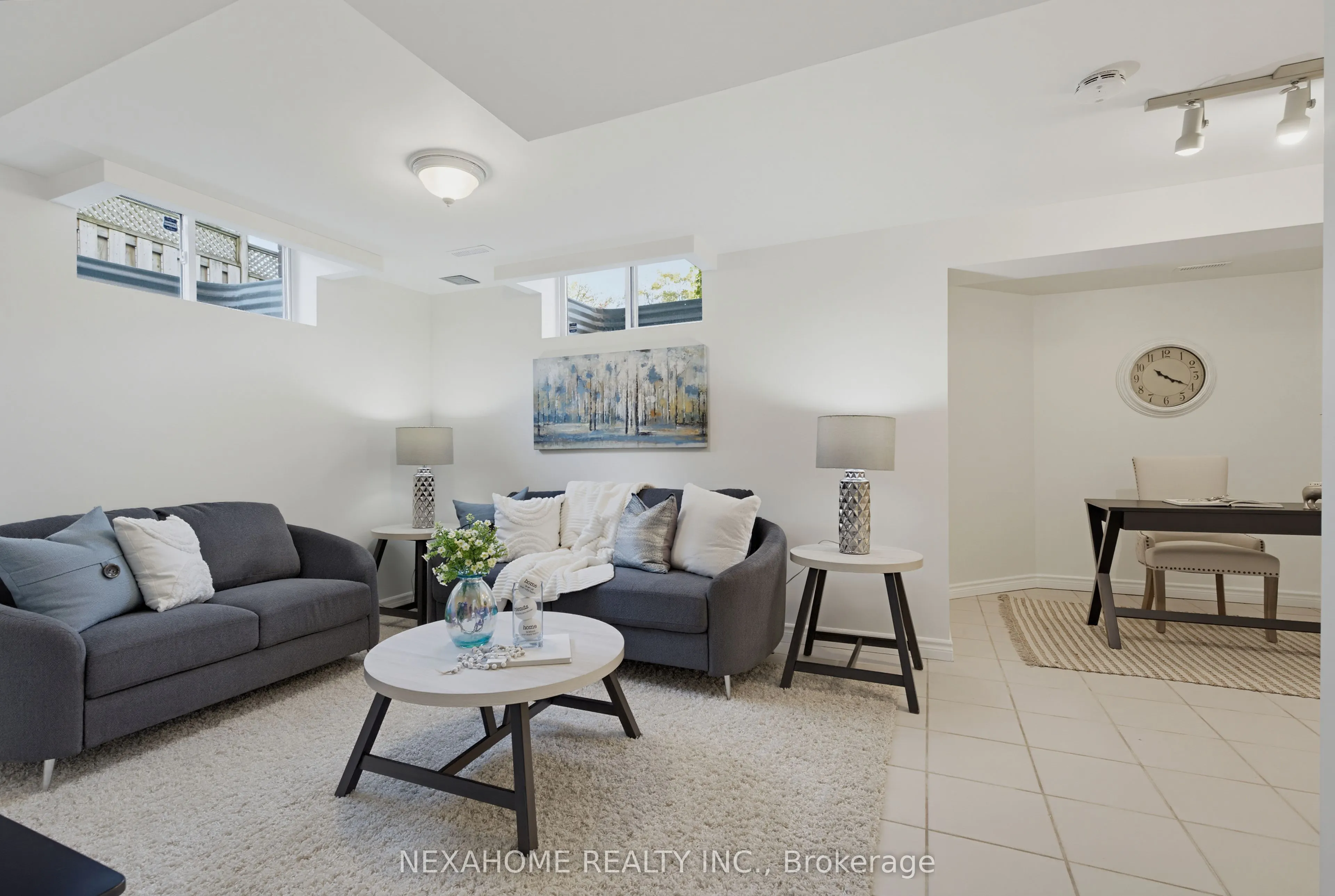 55 TOOHEY Lane