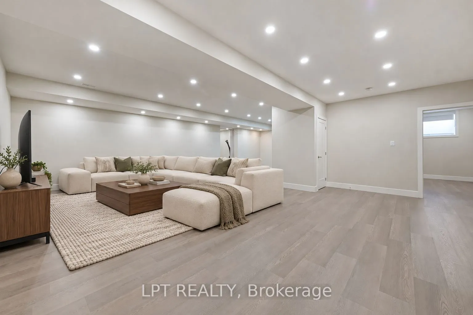 431 LOCKMASTER Crescent