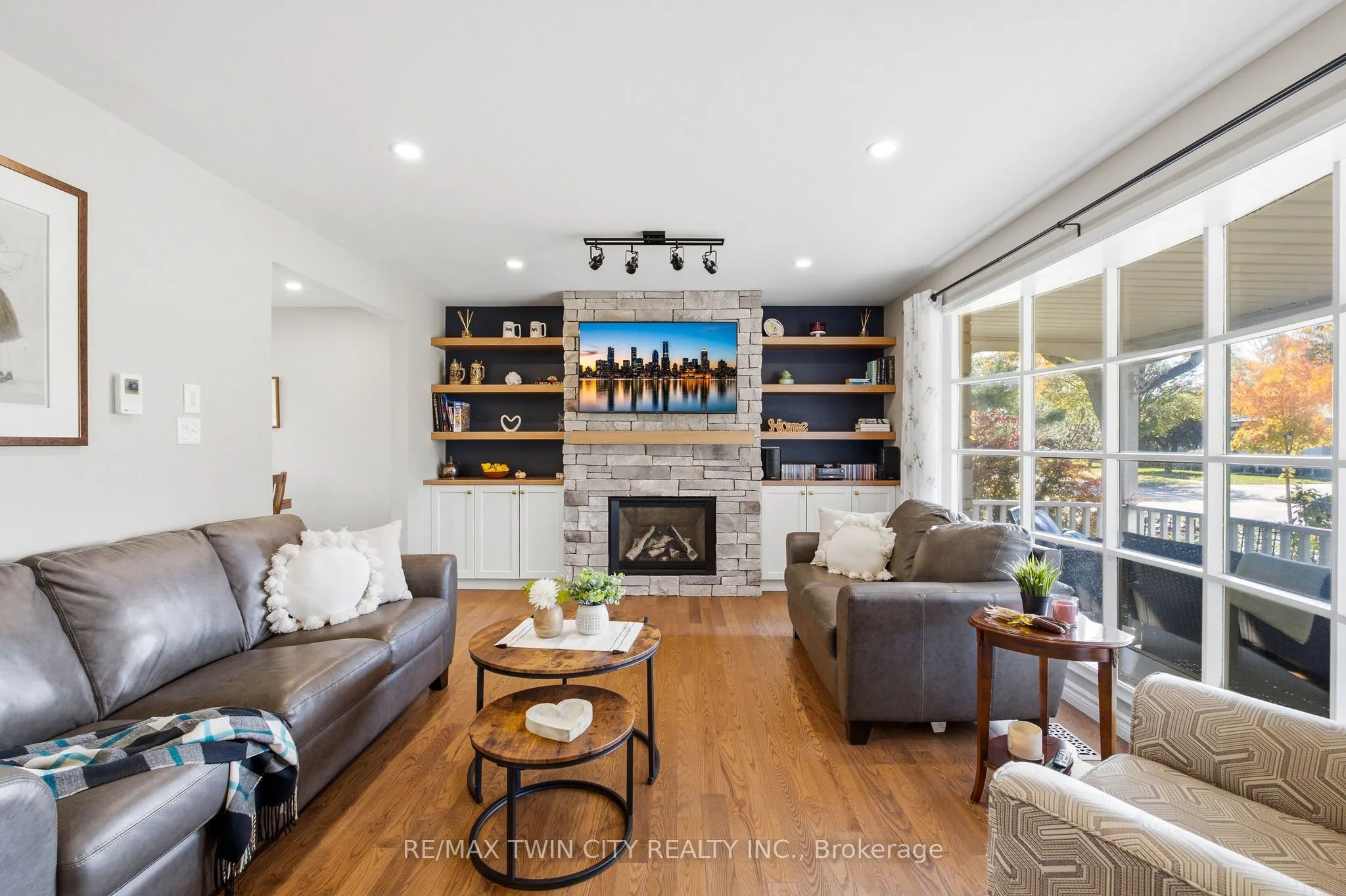 47 Eastwood Drive