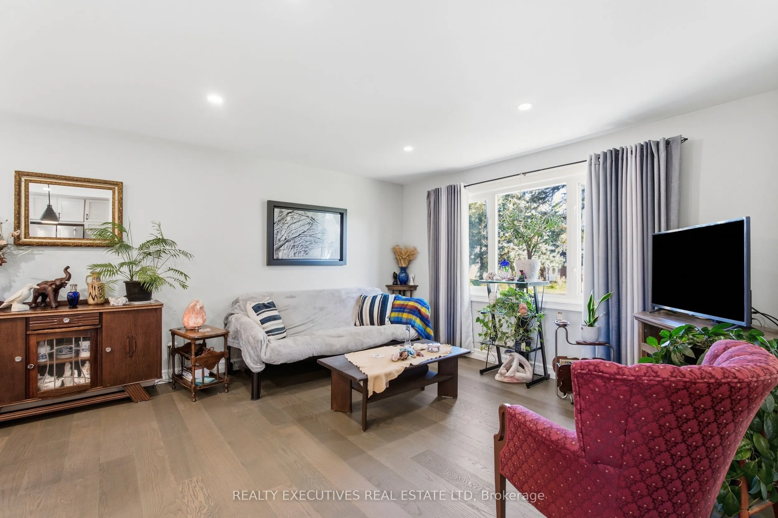 46 Chesterville Thompson Road