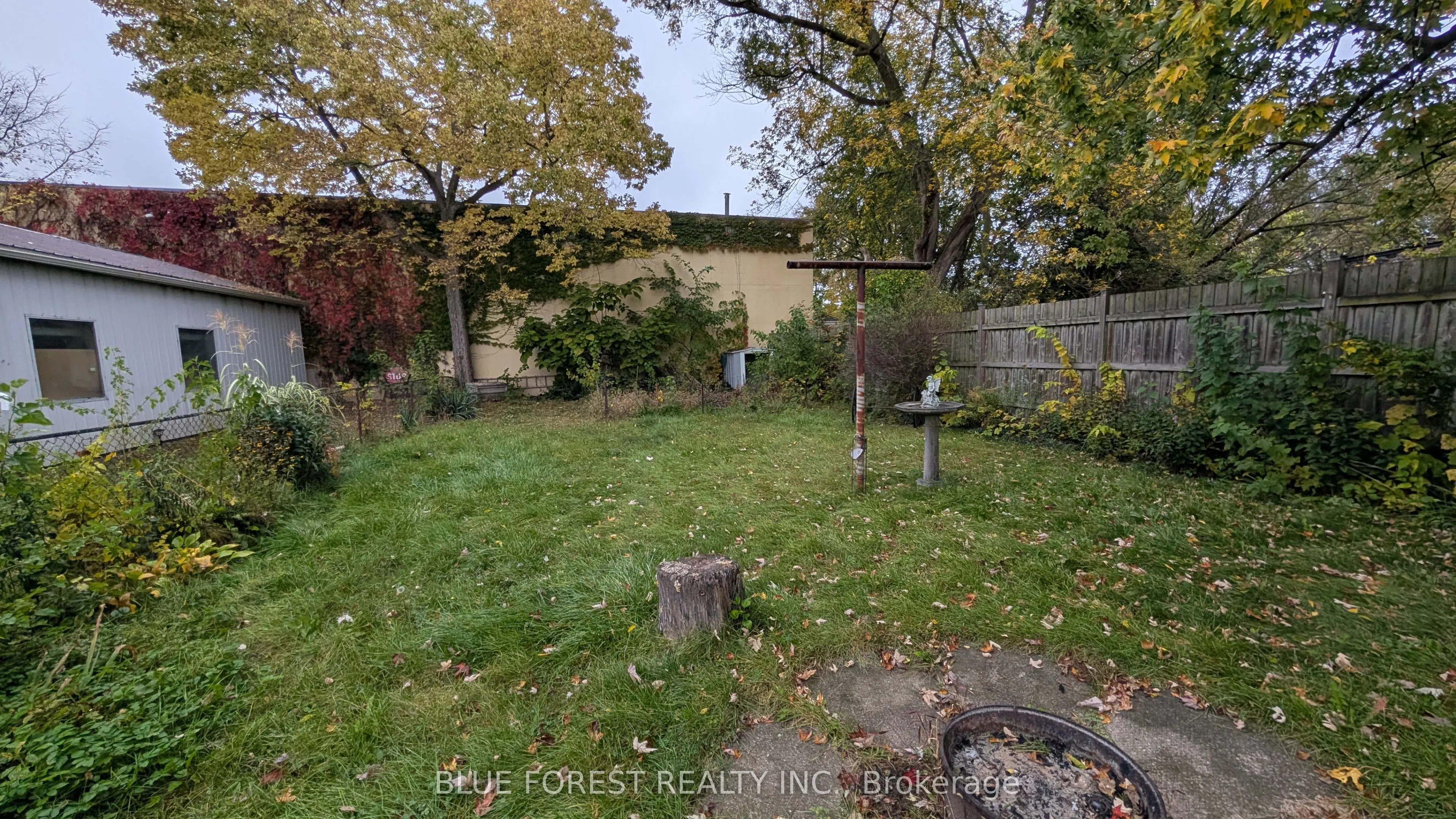 878 Trafalgar Street