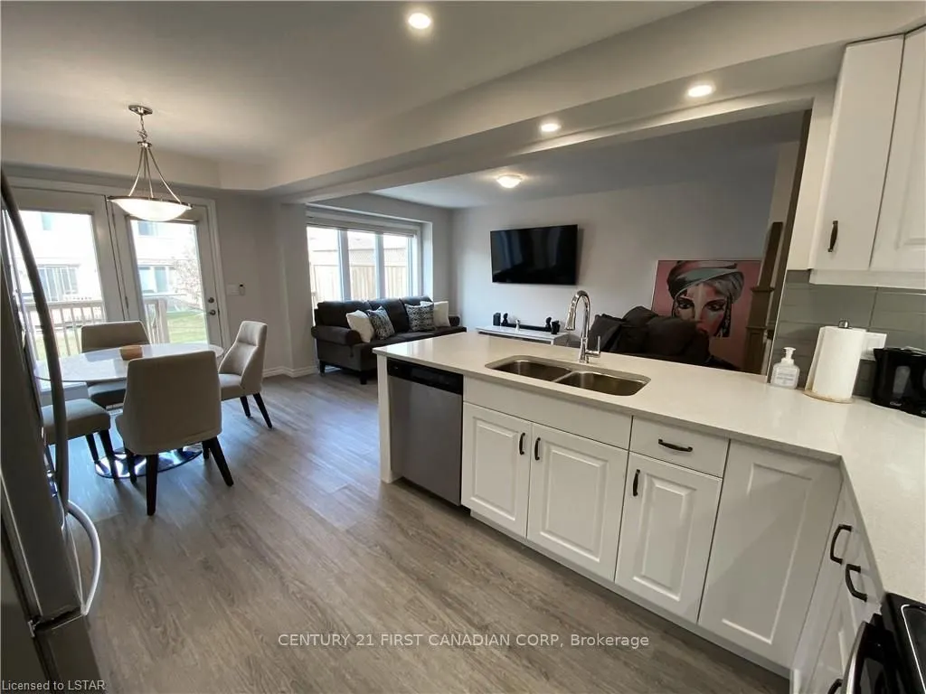 3400 CASTLE ROCK Place #90