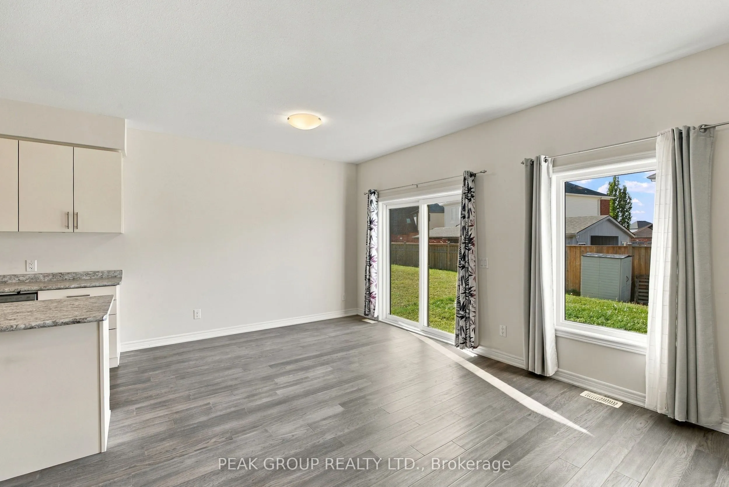 21 Barker Parkway